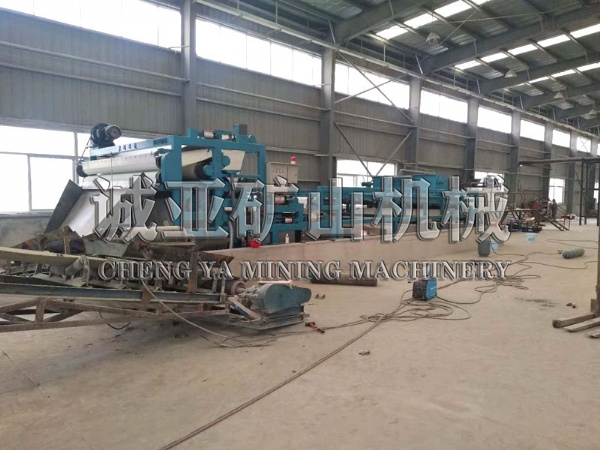 Environmental protection equipment for sewage treatment in sand washing grounds