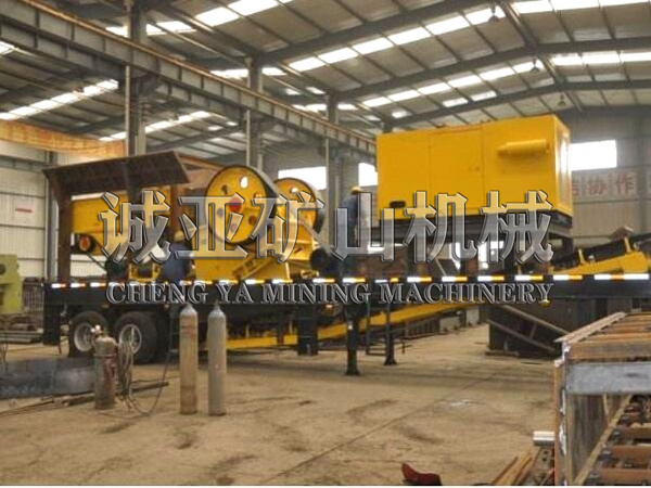 Mobile crushing station2 (2)